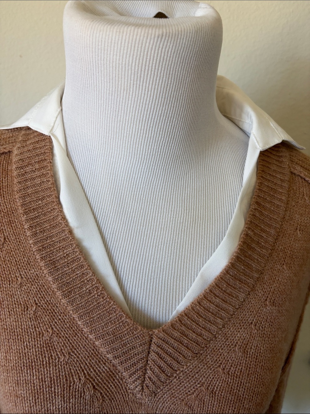 Brochure Walker Relaxed V-Neck Women's Sweater in Camel white Undershirt - Picture 2 of 5